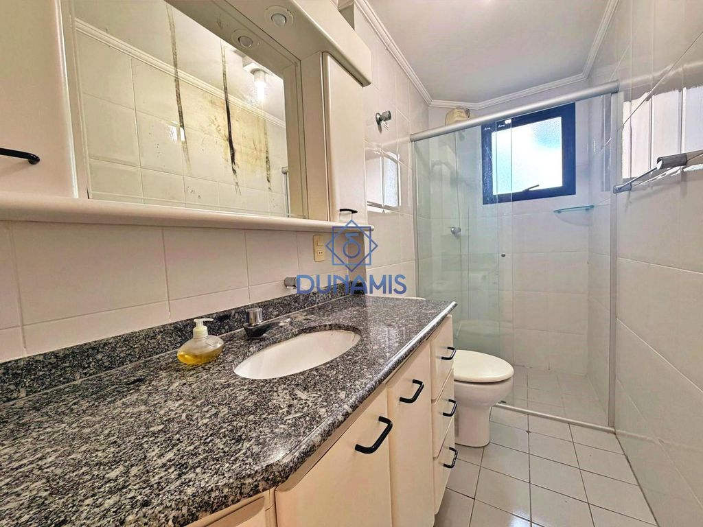 *** Apartamento conservado com sacada e vista para o mar da Praia das Astúrias** em Jardim Astúrias, Guarujá — foto 6