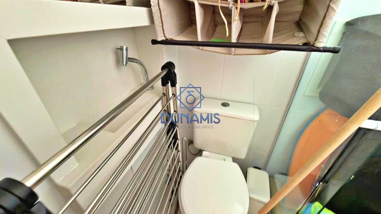 APARTAMENTO TOTALMENTE REFORMADO - NA  REGIÃO DA BARRA FUNDA COM LAZER COMPLETO em Pitangueiras, Guarujá — foto 34