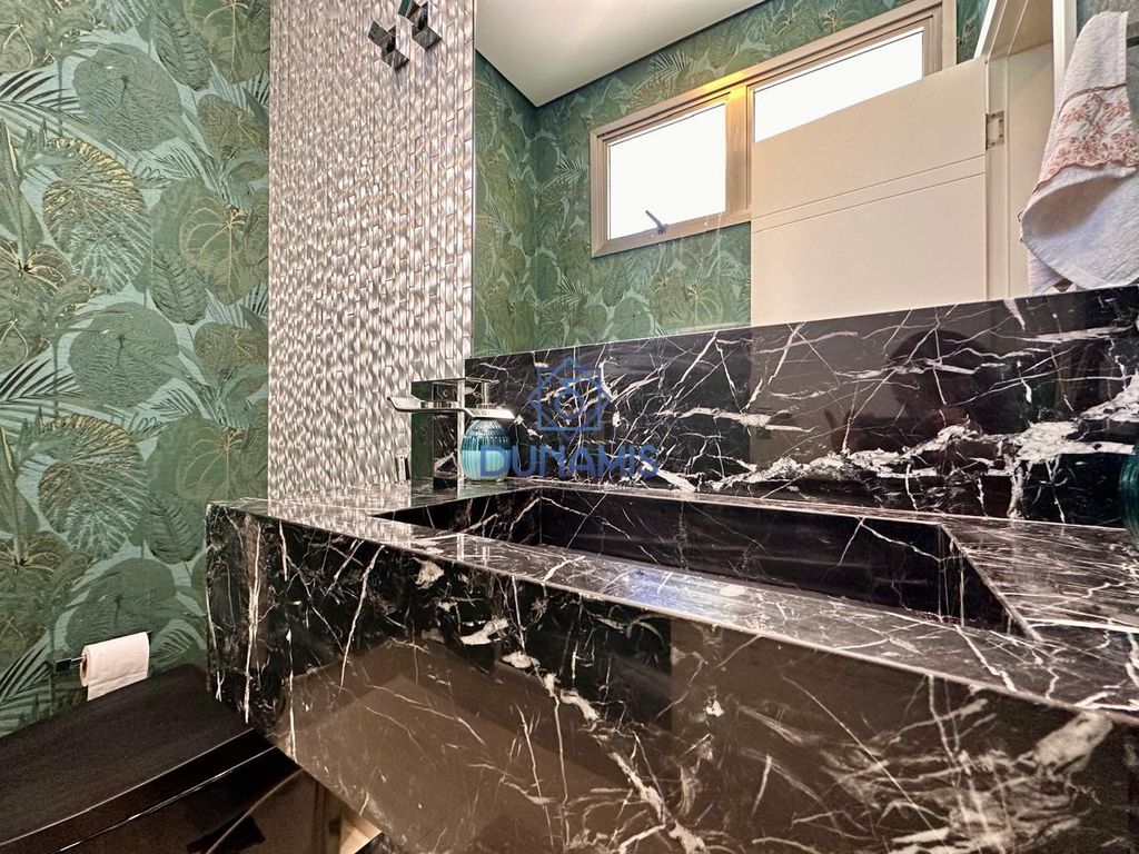 Belíssima Casa à venda no Guarujá - Condomínio Jardim Acapulco. em Jardim Acapulco, Guarujá — foto 30
