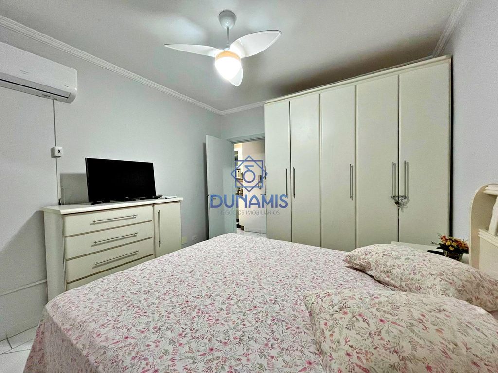 OPORTUNIDADE - Apartamento à venda na praia do Tombo, Guarujá - SP em Jardim Astúrias, Guarujá — foto 12
