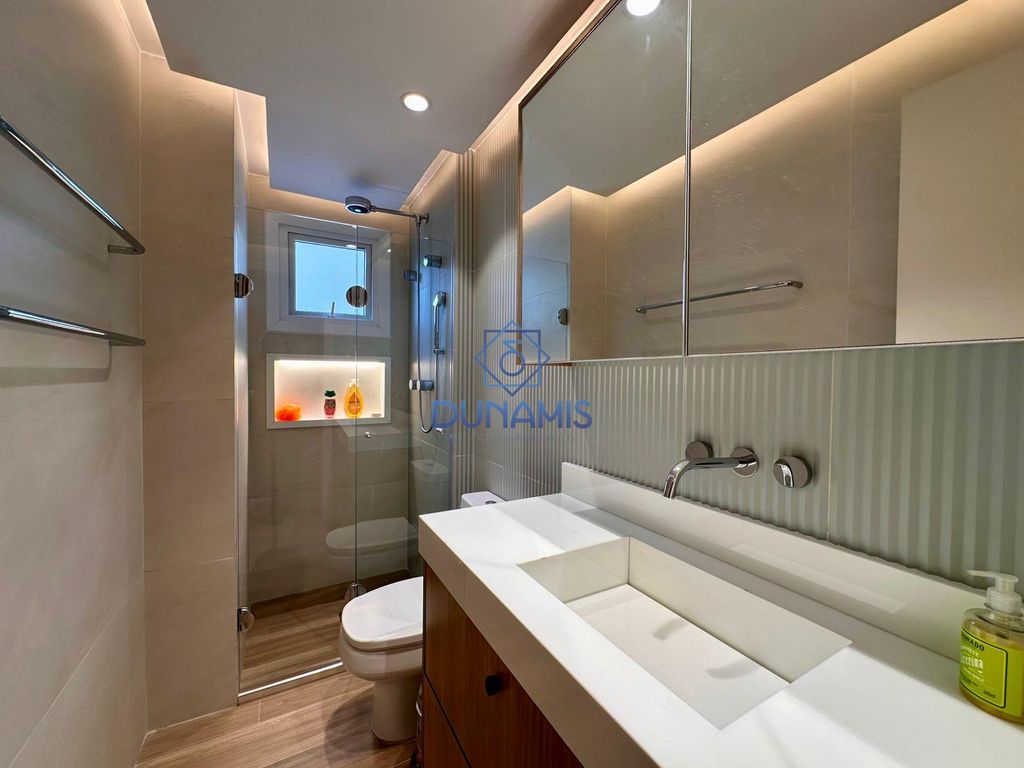 *APARTAMENTO  A 01 QUADRA DA PRAIA DE PITANGUEIRAS - COM VISTA PARA O MAR em Pitangueiras, Guarujá — foto 38