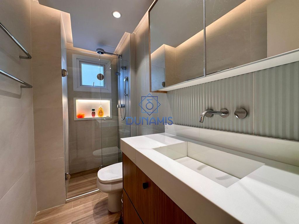 *APARTAMENTO  A 01 QUADRA DA PRAIA DE PITANGUEIRAS - COM VISTA PARA O MAR em Pitangueiras, Guarujá — foto 28