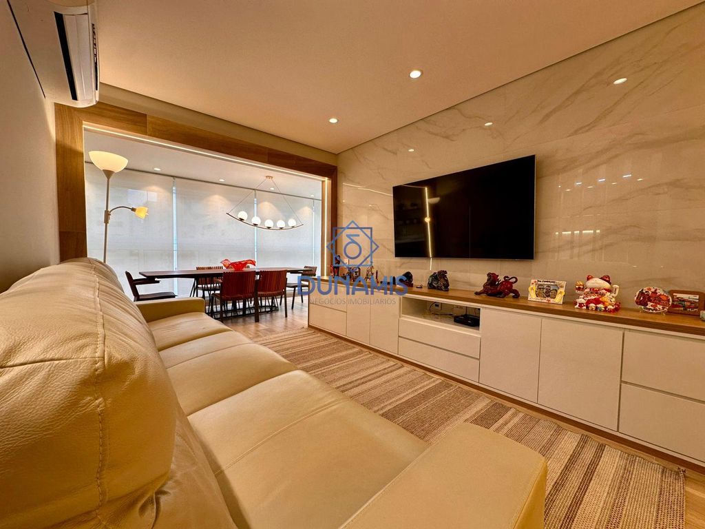 *APARTAMENTO  A 01 QUADRA DA PRAIA DE PITANGUEIRAS - COM VISTA PARA O MAR em Pitangueiras, Guarujá — foto 3