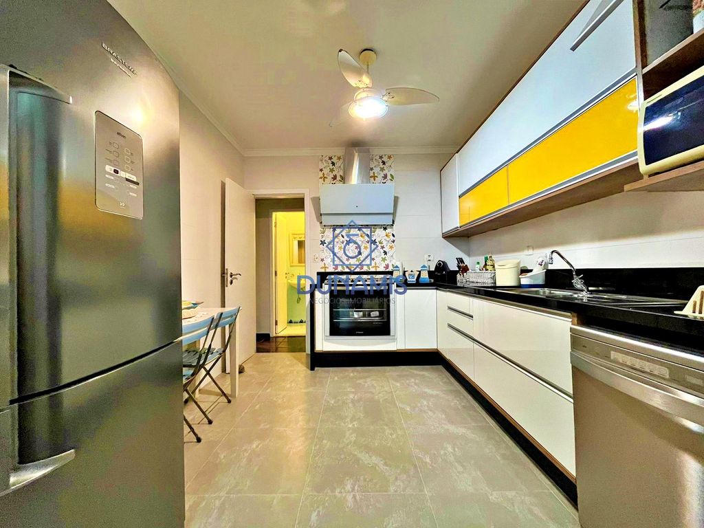 Apartamento à Venda em Jardim Astúrias, Guarujá - SP em Jardim Astúrias, Guarujá — foto 31
