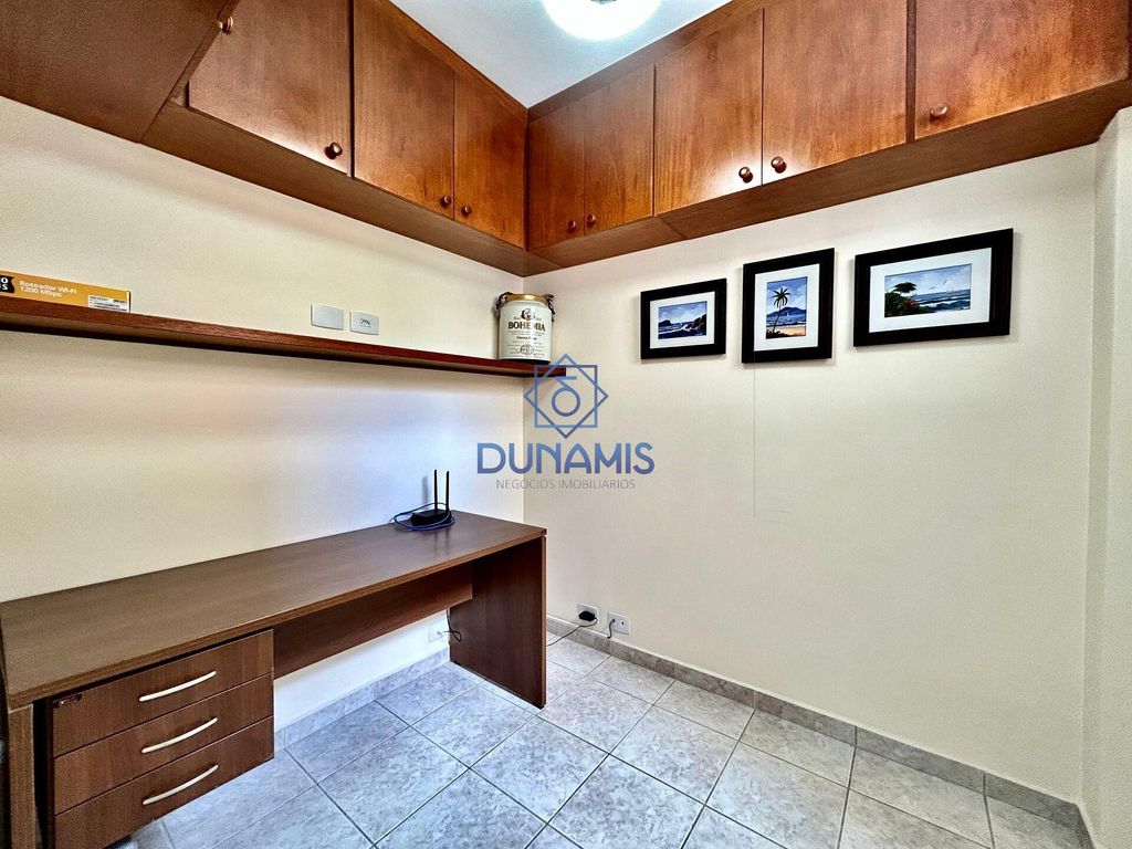 **APARTAMENTO REFORMADO Á VENDA NA PRAIA DAS PITANGUEIRAS COM VAGA DE GARAGEM** em Pitangueiras, Guarujá — foto 33
