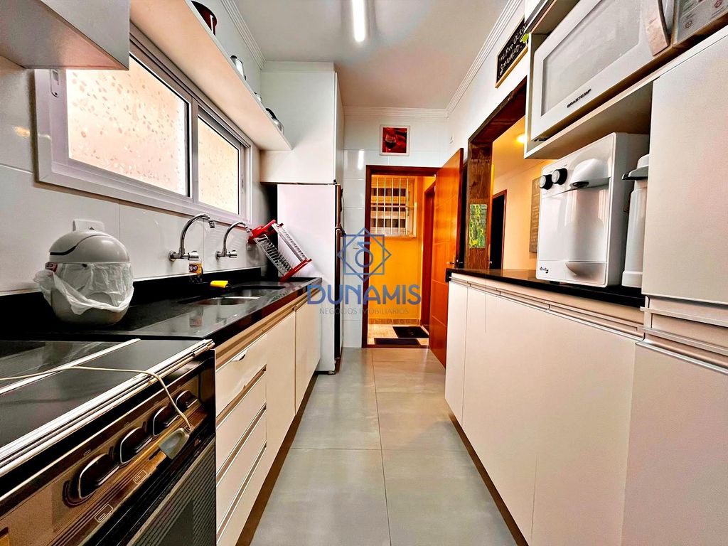 APARTAMENTO NA QUADRA DA PRAIA DE PITANGUEIRAS - REGIÃO CENTRAL - VISTA MAR em Pitangueiras, Guarujá — foto 23