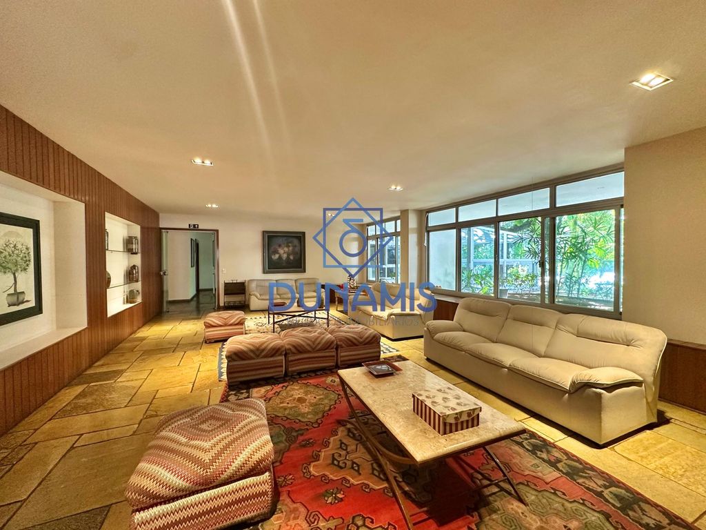 LINDO APARTAMENTO REFORMADO  À VENDA NA PRAIA DAS PITANGUEIRAS em Pitangueiras, Guarujá — foto 74