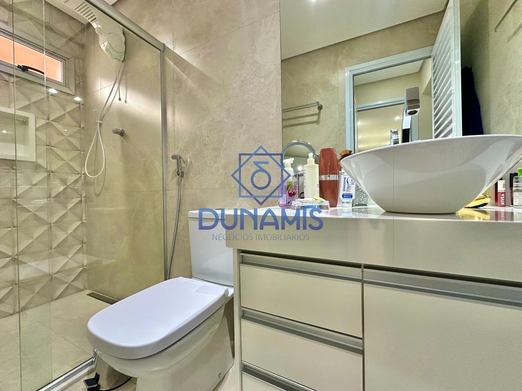 LINDO APARTAMENTO REFORMADO  À VENDA NA PRAIA DAS PITANGUEIRAS em Pitangueiras, Guarujá — foto 52