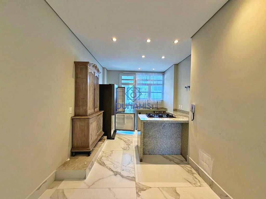 FRENTE MAR - EXCELENTE APARTAMENTO À VENDA NA REGIÃO NOBRE DE PITANGUEIRAS em Pitangueiras, Guarujá — foto 22