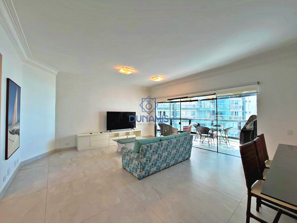 APARTAMENTO REFORMADO FRENTE MAR - COM VISTA - 2 VAGAS - LAZER COMPLETO em Jardim Astúrias, Guarujá — foto 7