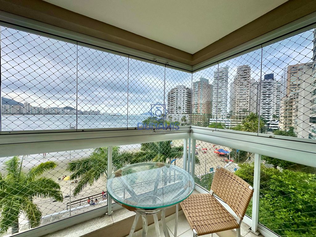 APARTAMENTO NA PRAIA DAS ASTÚRIAS- FRENTE MAR- COM LAZER COMPLETO em Jardim Astúrias, Guarujá — foto 3