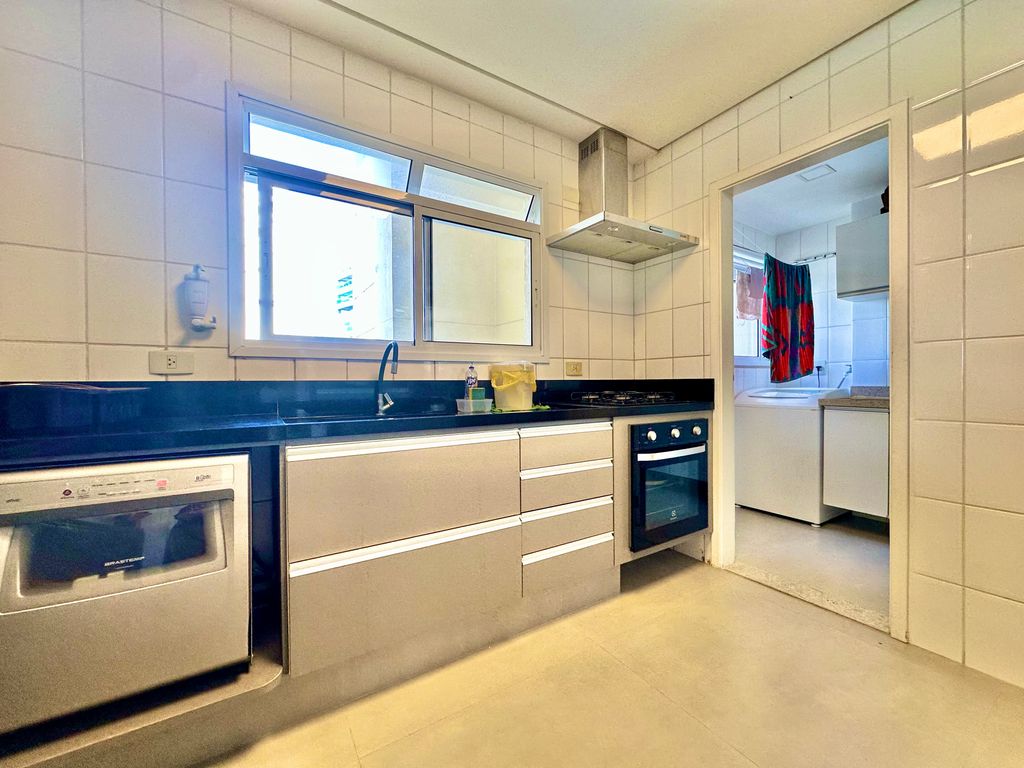 LINDO APARTAMENTO NA PRAIA DAS ASTÚRIAS- FRENTE MAR- COM LAZER COMPLETO em Jardim Astúrias, Guarujá — foto 12