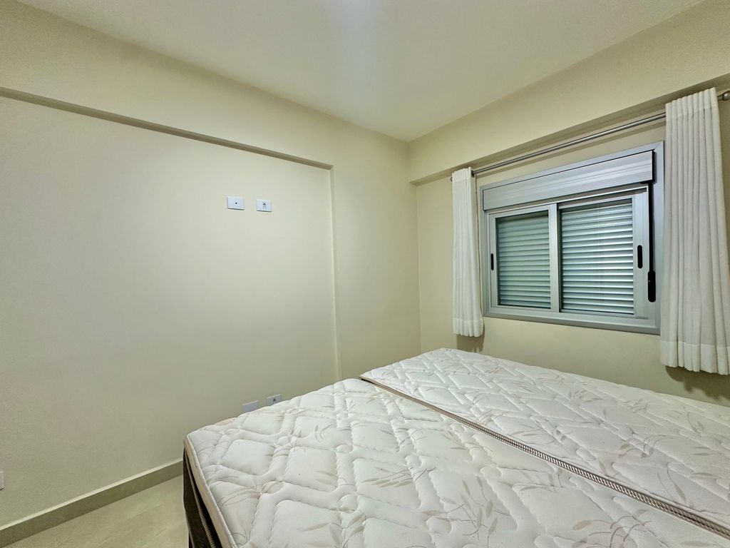LINDO APARTAMENTO REFORMADO  À VENDA NA PRAIA DAS PITANGUEIRAS em Pitangueiras, Guarujá — foto 53