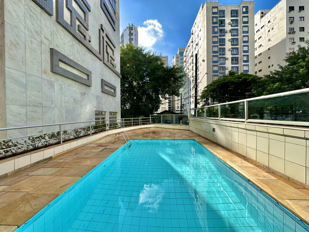 LINDO APARTAMENTO REFORMADO  À VENDA NA PRAIA DAS PITANGUEIRAS em Pitangueiras, Guarujá — foto 63