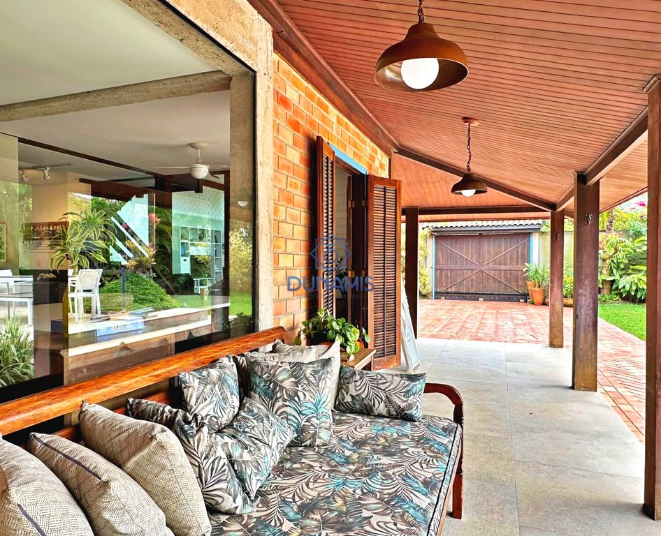 *** CASA ESPETACULAR À UMA QUADRA DA PRAIA DA ENSEADA -  6 SUITES - 650 METROS * em Enseada, Guarujá — foto 21