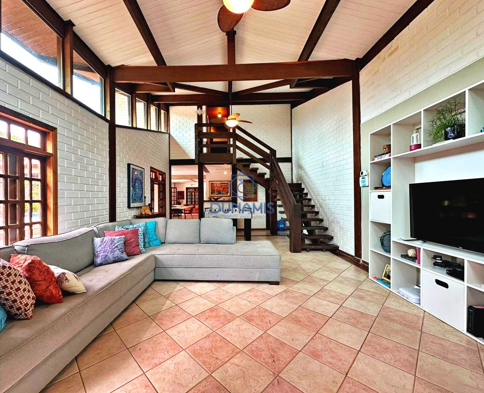 *** CASA ESPETACULAR À UMA QUADRA DA PRAIA DA ENSEADA -  6 SUITES - 650 METROS * em Enseada, Guarujá — foto 49