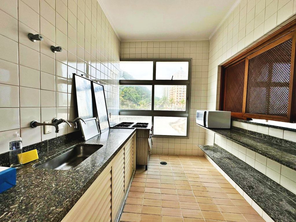 APARTAMENTO À VENDA NA PRAIA DAS PITANGUEIRAS - VISTA MAR - LAZER COMPLETO em Morro do Maluf, Guarujá — foto 45