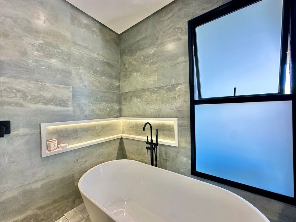 Casa Alto Padrão Novíssima e Moderna no condomínio Jardim Acapulco Guarujá em Jardim Acapulco, Guarujá — foto 71