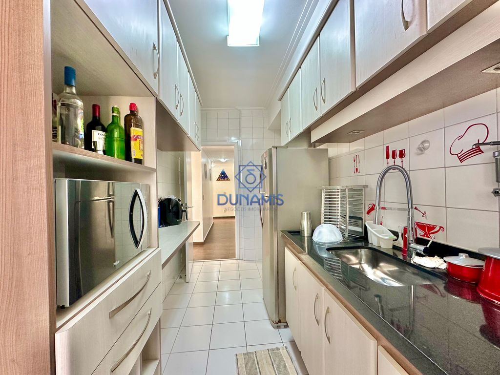 *** APARTAMENTO REFORMADO À VENDA - 3 DORMITÓRIOS NA PRAIA DAS ASTÚRIAS *** em Jardim Astúrias, Guarujá — foto 6