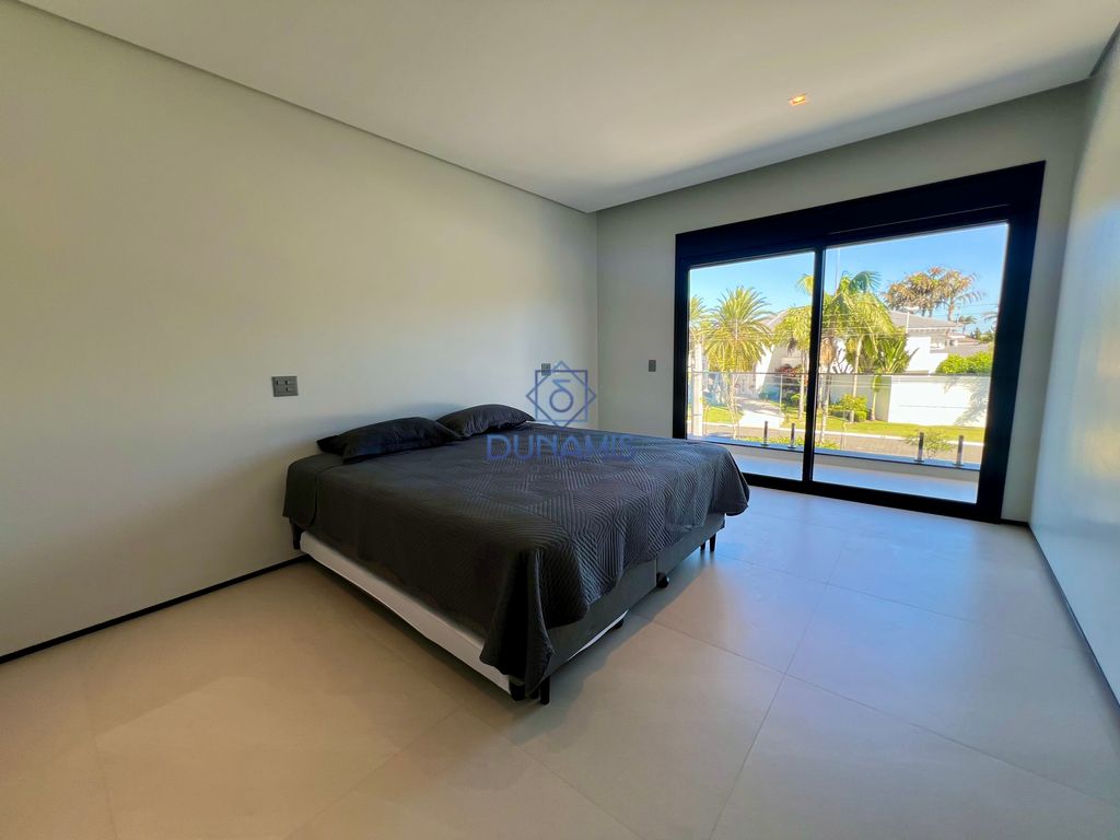 Belíssima Casa à venda no Guarujá - Condomínio Jardim Acapulco. em Jardim Acapulco, Guarujá — foto 72