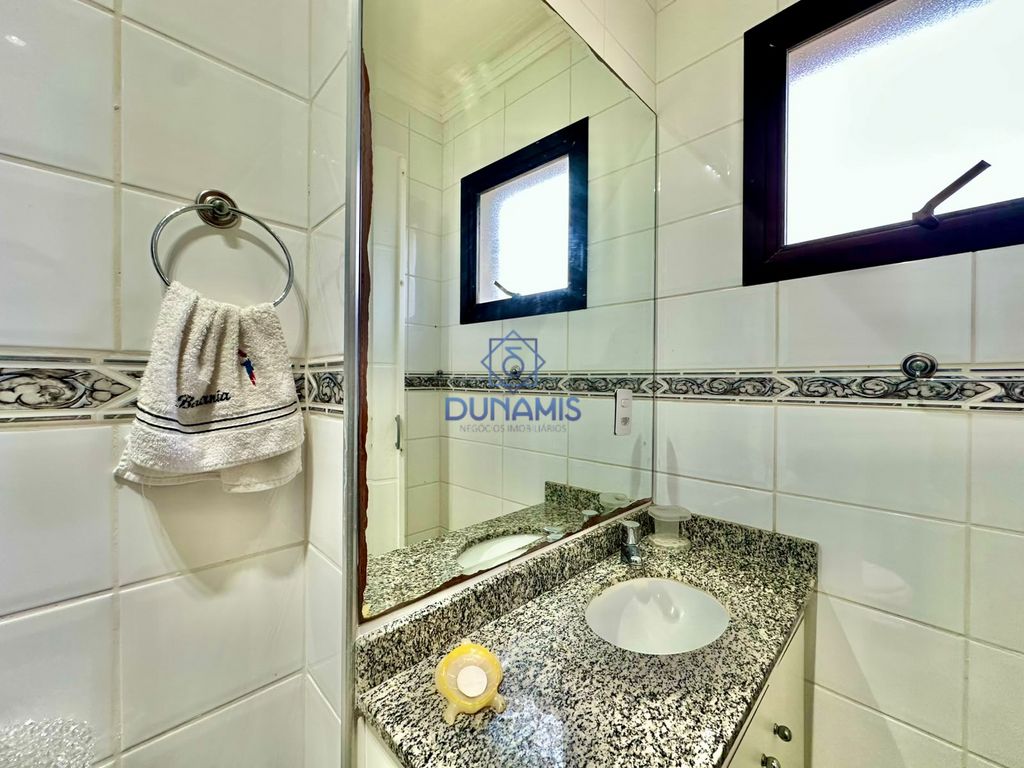 APARTAMENTO  REFORMADO À VENDA NA PRAIA DA ENSEADA em Enseada, Guarujá — foto 13