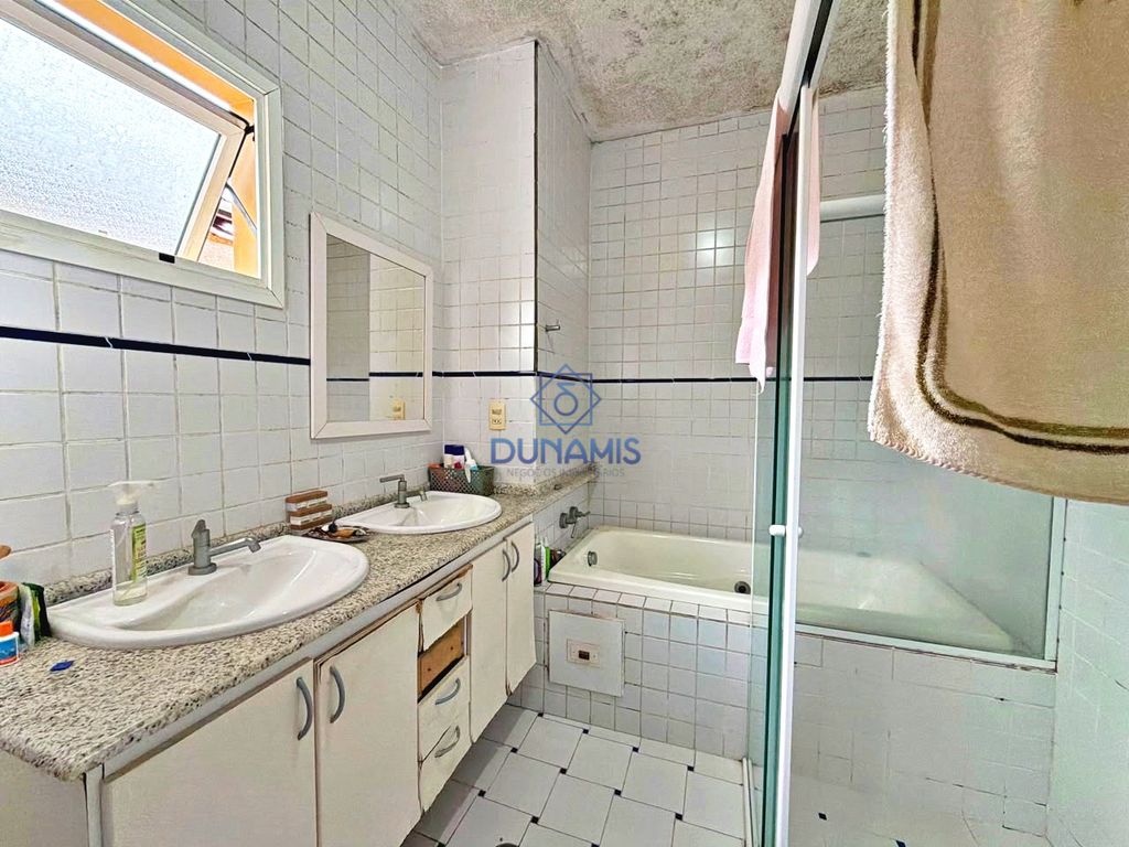 CASA AMPLA NO BAIRRO GUAIUBA em Jardim Guaiuba, Guarujá — foto 33