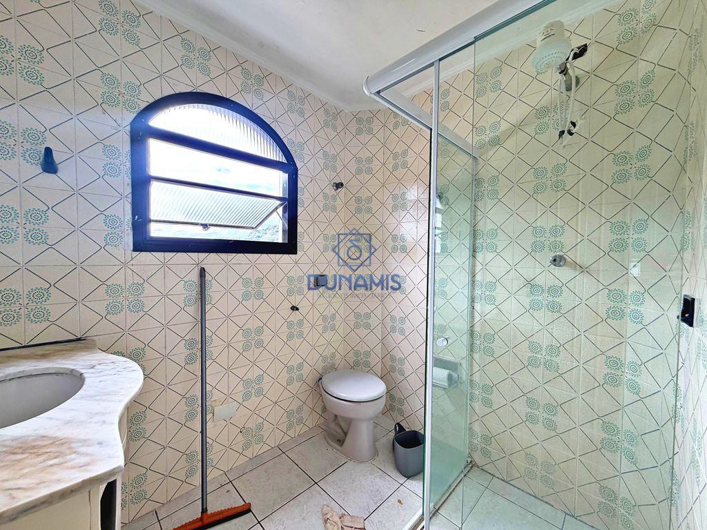 APARTAMENTO A DUAS QUADRAS DA PRAIA DE PITANGUEIRAS COM 2 DORMITÓRIOS E VAGA em Pitangueiras, Guarujá — foto 13