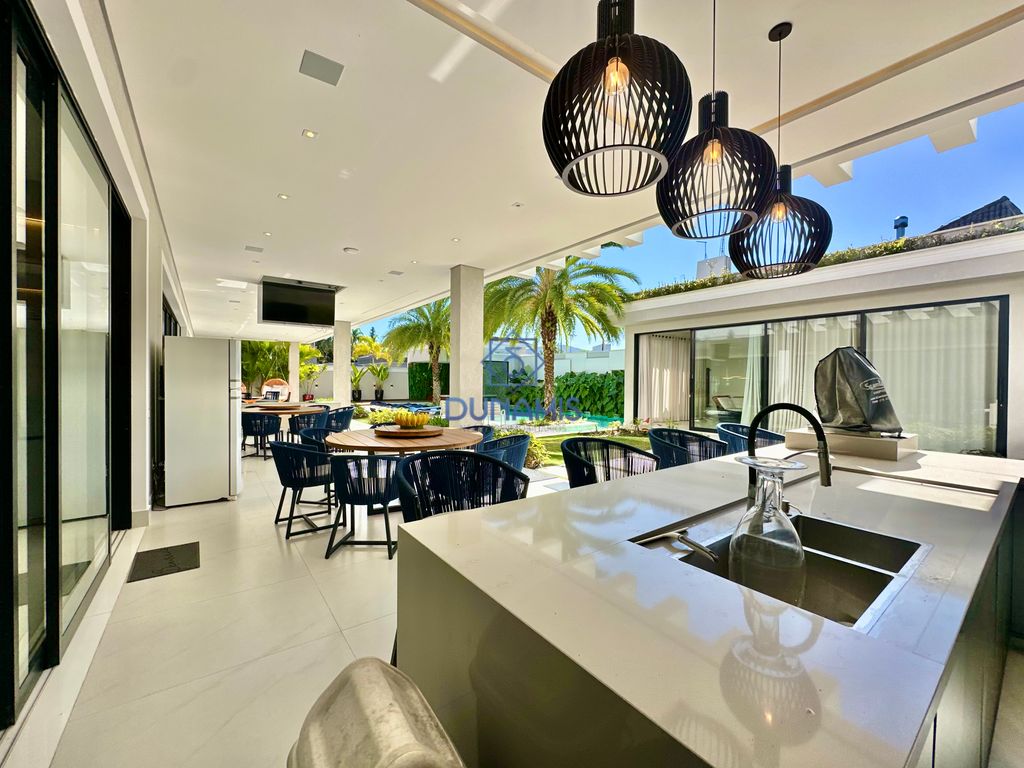 Mansão luxuosa no Condomínio Jardim Acapulco mobiliada e decorada em Acapulco, Guarujá — foto 12