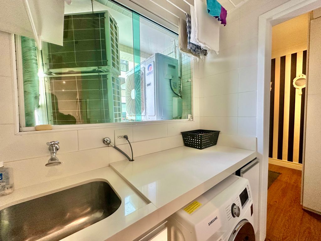 APARTAMENTO ALTO PADRÃO REFORMADO À VENDA NA PRAIA DAS ASTÚRIAS - LAZER COMPLETO em Jardim Astúrias, Guarujá — foto 37