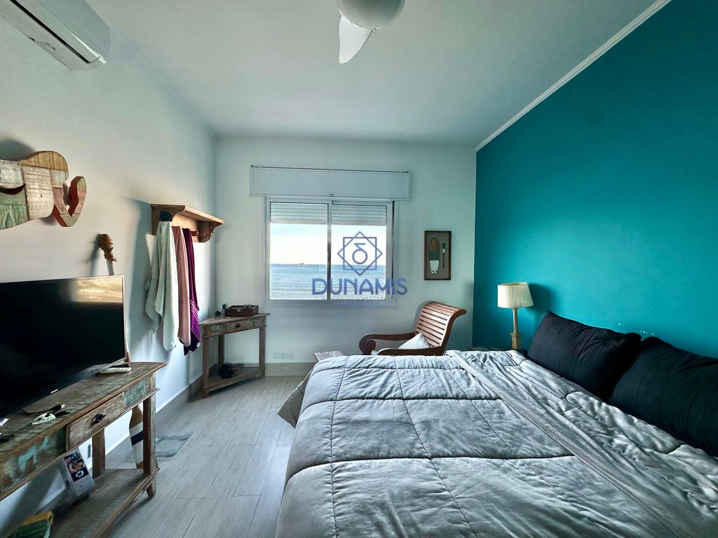 APARTAMENTO REFORMADO À VENDA NA PRAIA DAS ASTÚRIAS - FRENTE MAR em Jardim Astúrias, Guarujá — foto 12