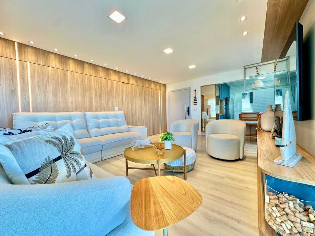 Apartamento Alto Padrão  3 Suítes- Varanda Gourmet-2 Quadras da Praia da Enseada em Enseada, Guarujá — foto 9