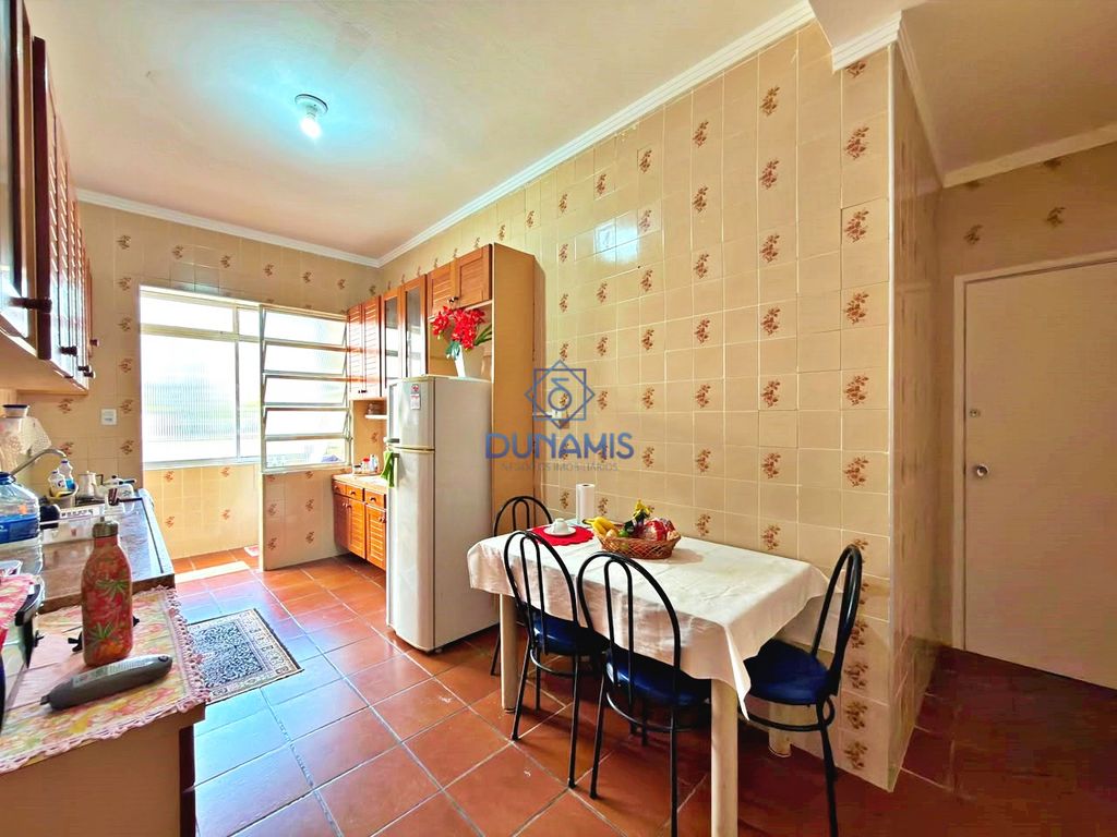 APARTAMENTO CONSERVADO  FRENTE MAR NA REGIÃO DE PITANGUEIRAS em Pitangueiras, Guarujá — foto 33