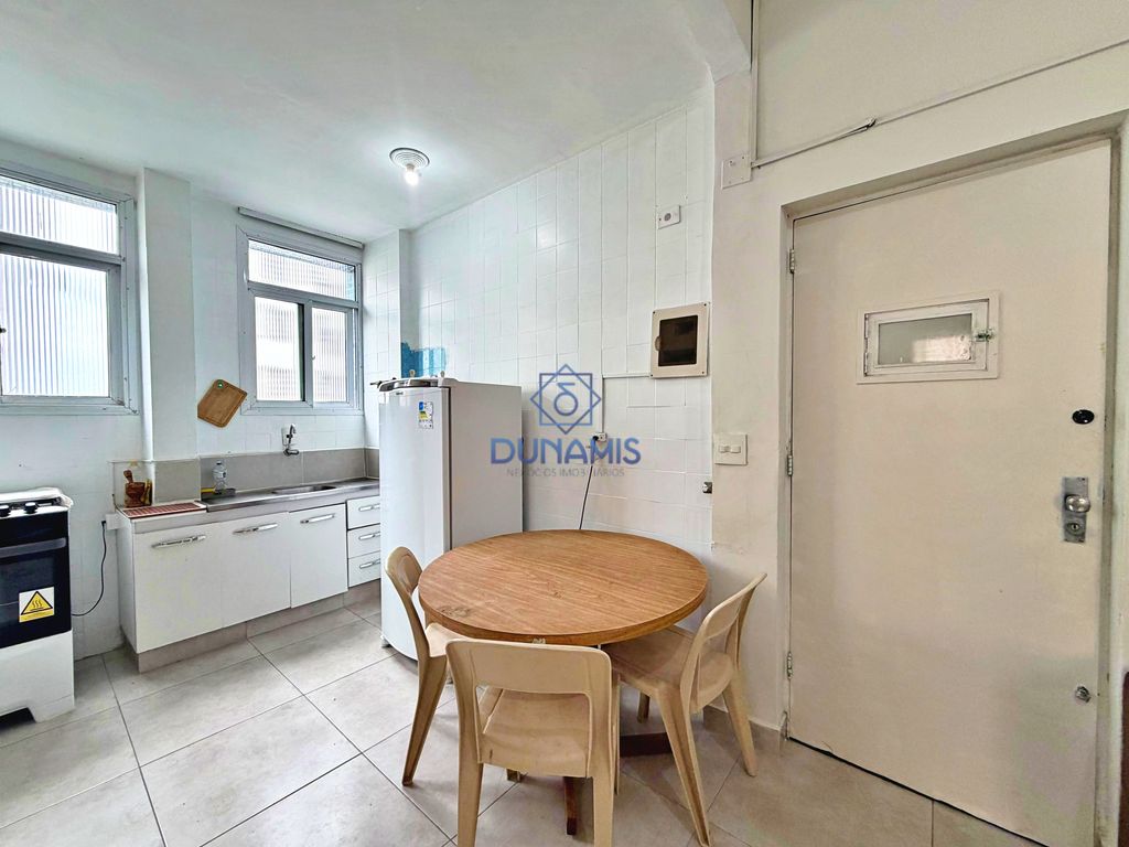 APARTAMENTO NA QUADRA DO MAR NA PRAIA DE PITANGUEIRAS COM 2 DORMITORIOS em Pitangueiras, Guarujá — foto 4