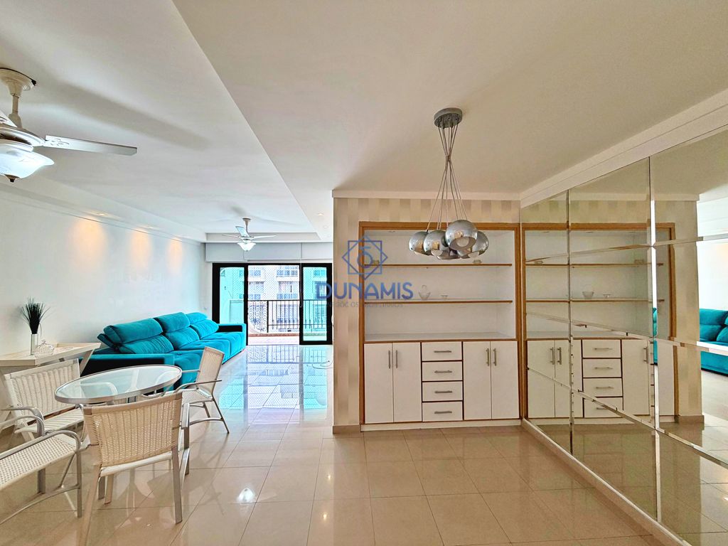 APARTAMENTO REFORMADO AMPLO COM DUAS VAGAS DE GARAGEM E LAZER COMPLETO em Pitangueiras, Guarujá — foto 6