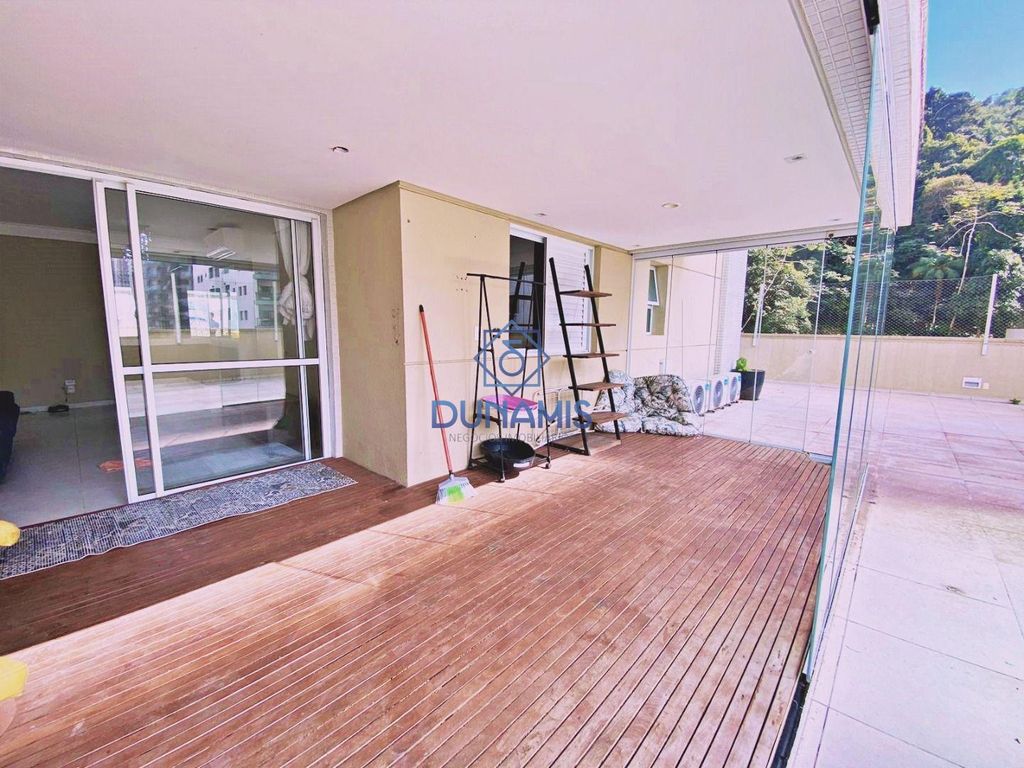 APARTAMENTO PARA VENDA COM GRANDE AREA EXTERNA DUAS VAGAS DE GARAGEM E LAZER em Pitangueiras, Guarujá — foto 4