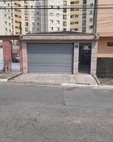 Casa à Venda com 3 quartos, 180m² Vila Ré, São Paulo-SP