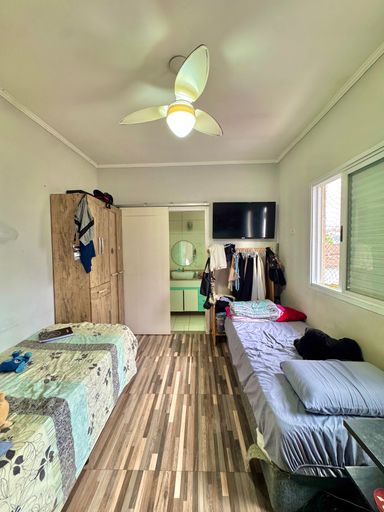 Suite 2