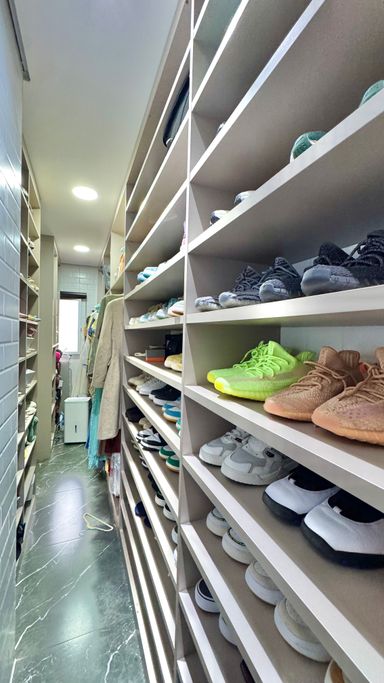 Closet