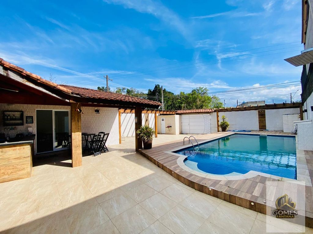 Casa à venda com 2 quartos, 2 banheiros, 2 vagas e 132m² no Vista Linda, Bertioga — foto principal