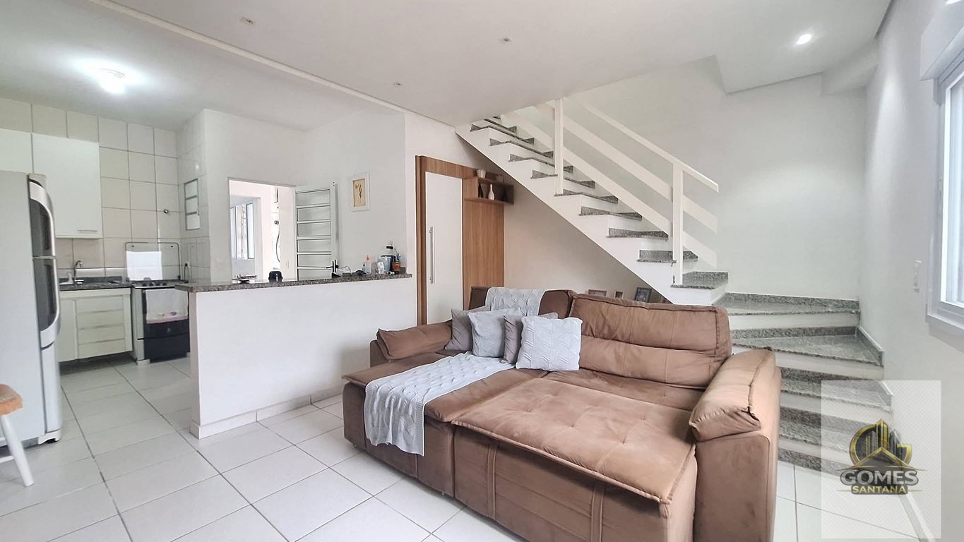 Casa à venda com 3 quartos, 3 banheiros, 2 vagas e 90m² no Chácara Vista Linda, Bertioga — foto principal