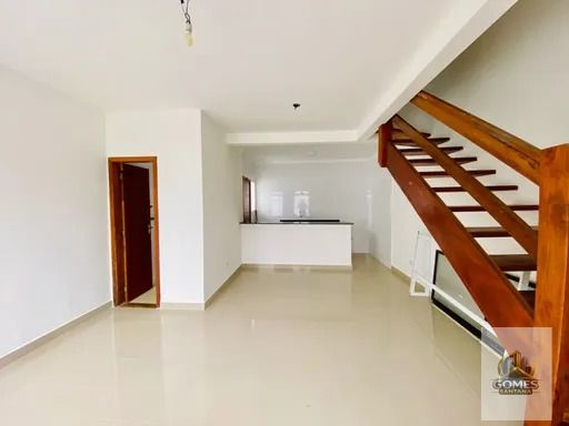 Casa à venda com 2 quartos, 2 banheiros, 4 vagas e 68m² no Centervalle, Bertioga — foto principal