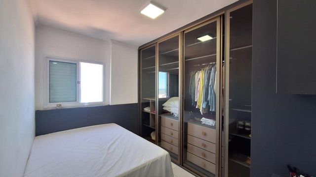 ARMÁRIOS E CAMA