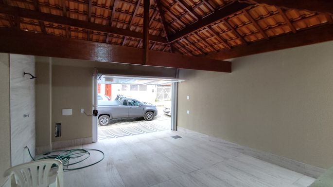 GARAGEM COBERTA