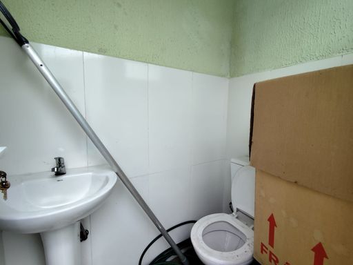 BANHEIRO EXTERNO