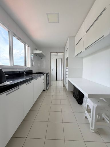 Cozinha com marcenaria