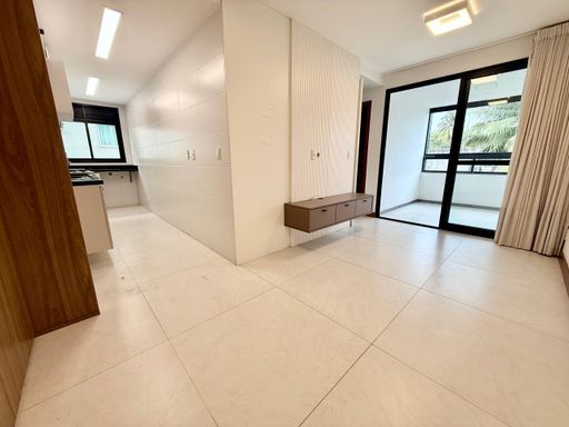 Sala dois ambientes com painel e Rack