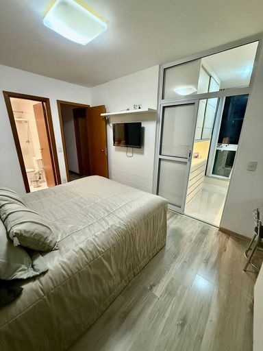 Suíte Master com Varanda Privativa feita um Closet