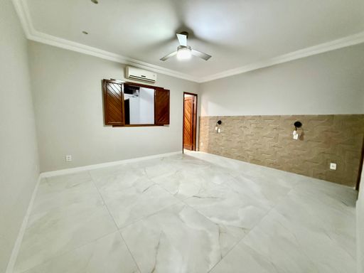 Suíte de Casa a Venda em Colina de Laranjeiras
