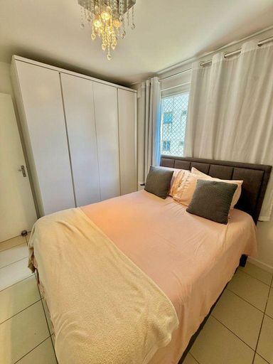 Apartamento a Venda em Jardim Camburi com elevador e Varanda