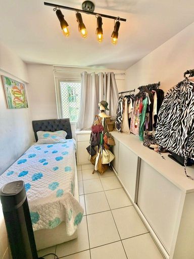 Apartamento a Venda em Jardim Camburi com elevador e Varanda